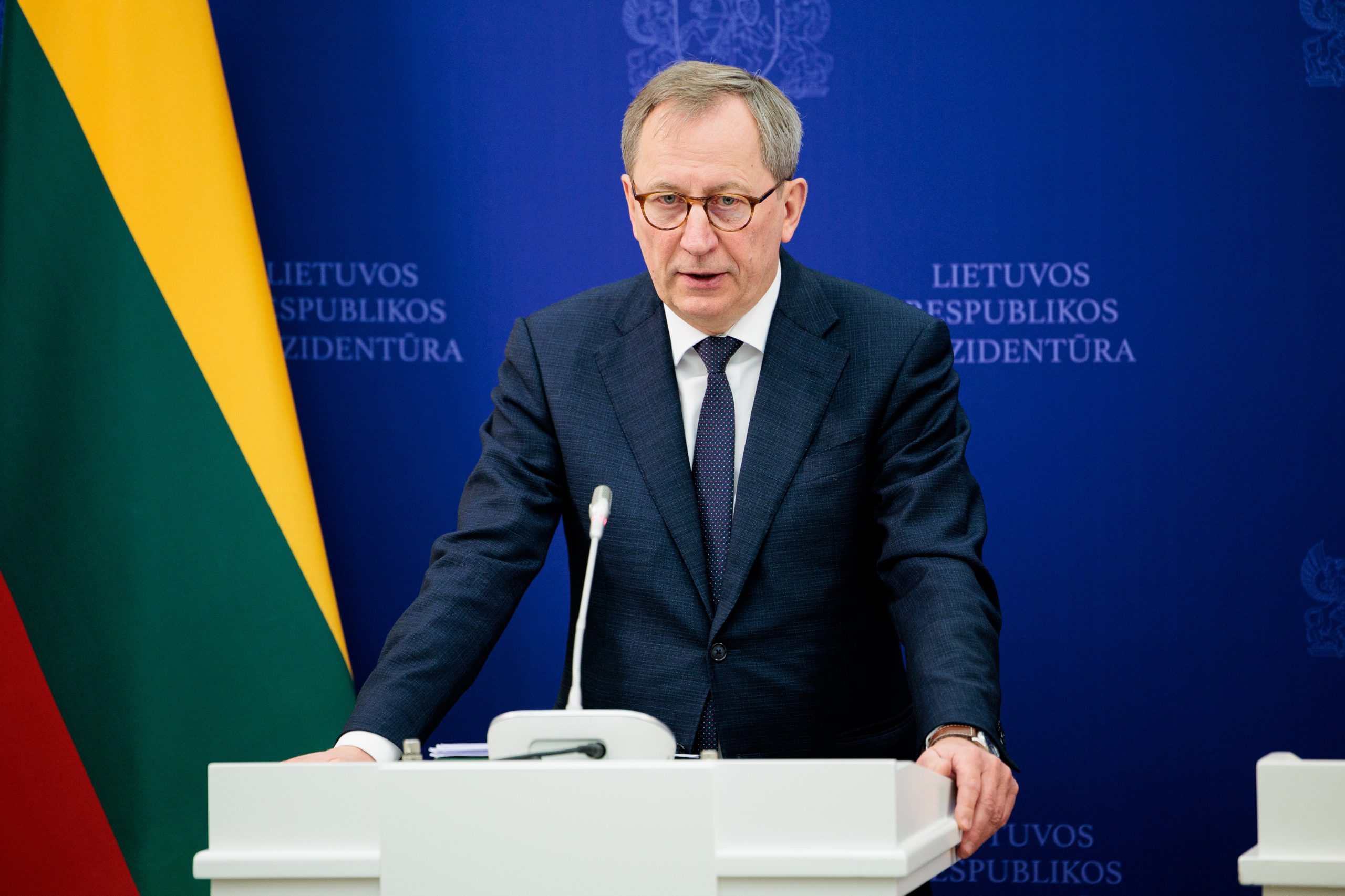 Kai diktatoriai tampa draugais Deividas Matulionis